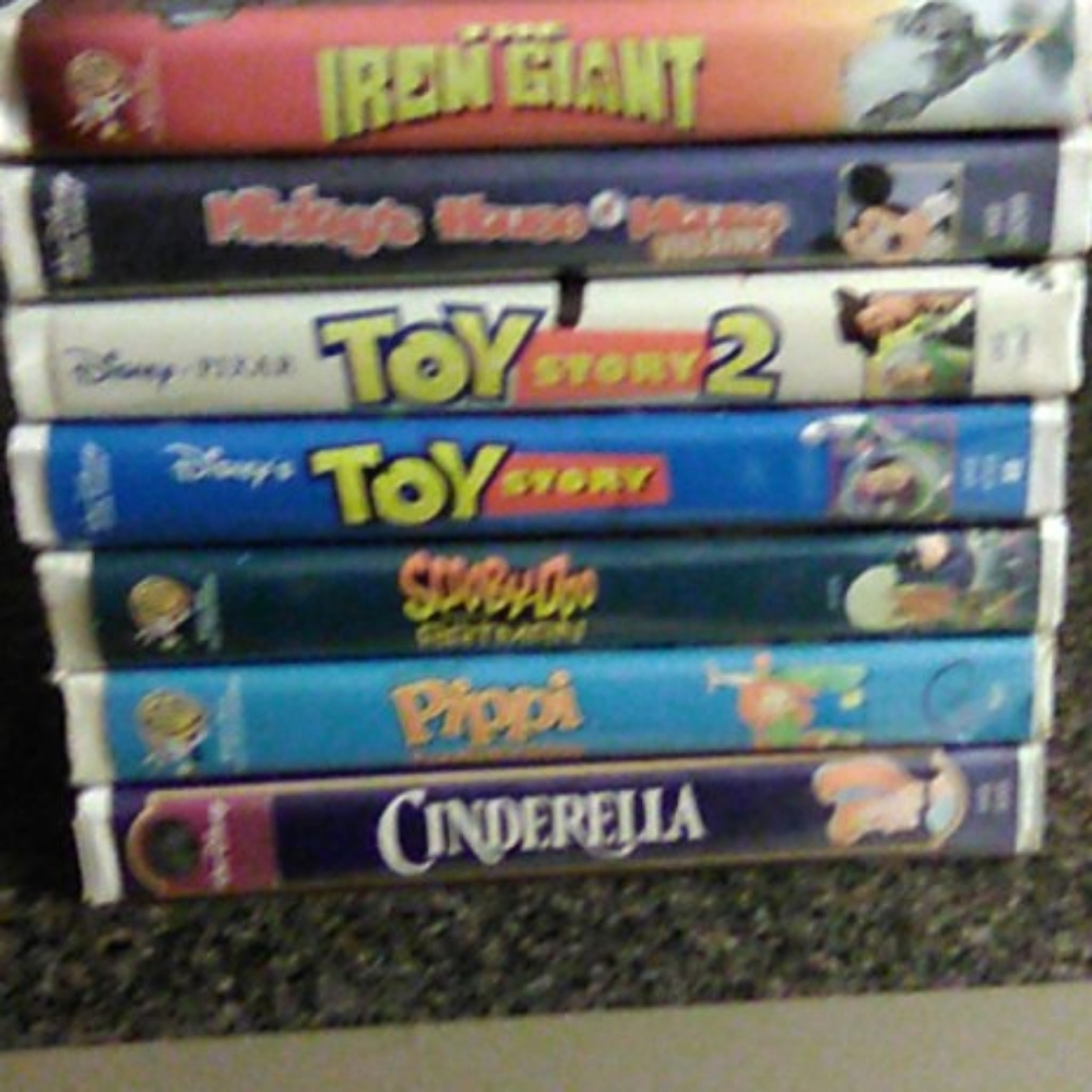 7-- disney children classic vhs tapes